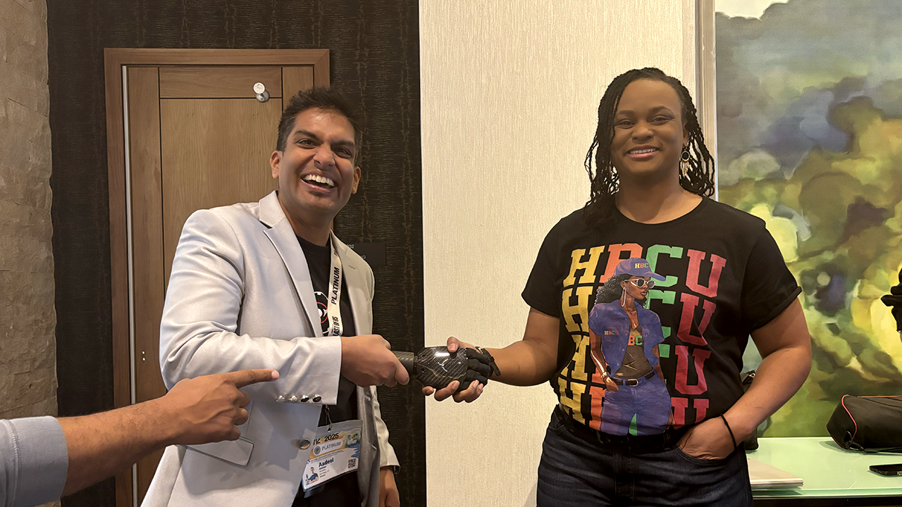 Student Loni Taylor at Conference